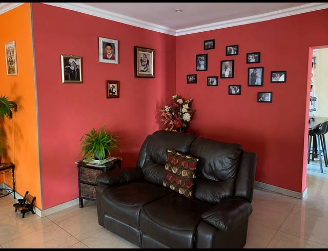 3 BEDROOM HOUSE FOR SALE IN ROTHDENE